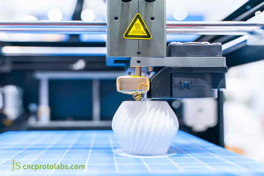 Rapid prototyping manufacturing with a 3D printer