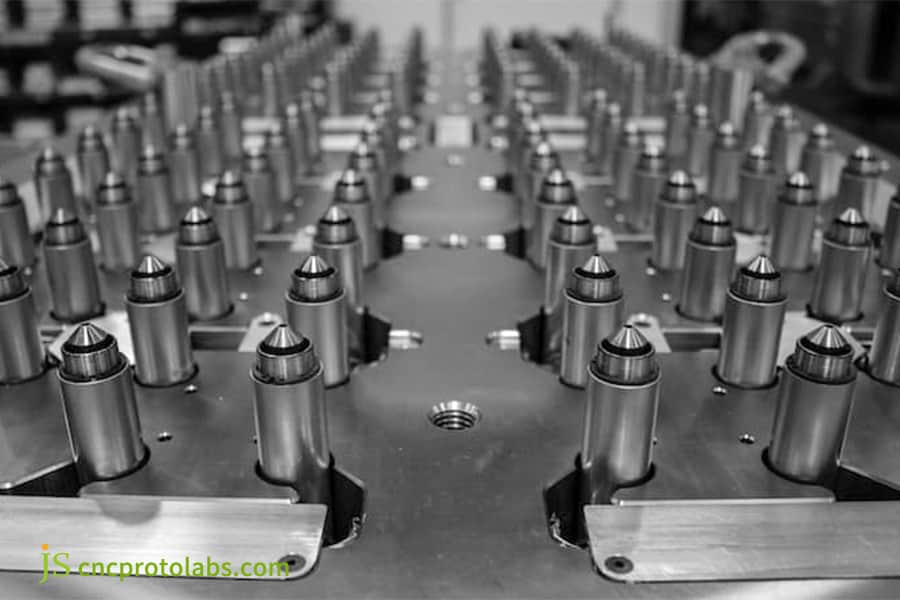 Hot runner needle valves for injection molding