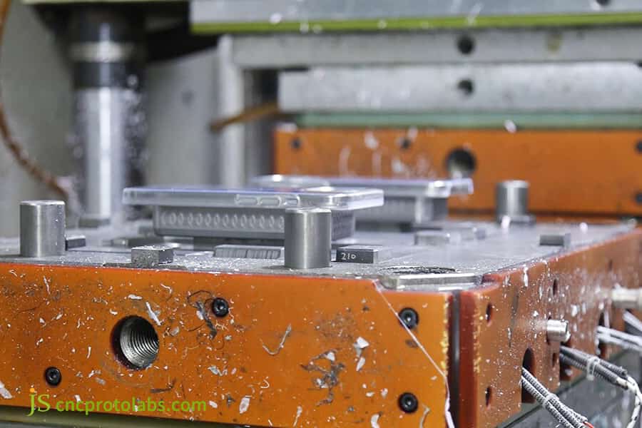 LSR mold​ vs TPE tooling technology