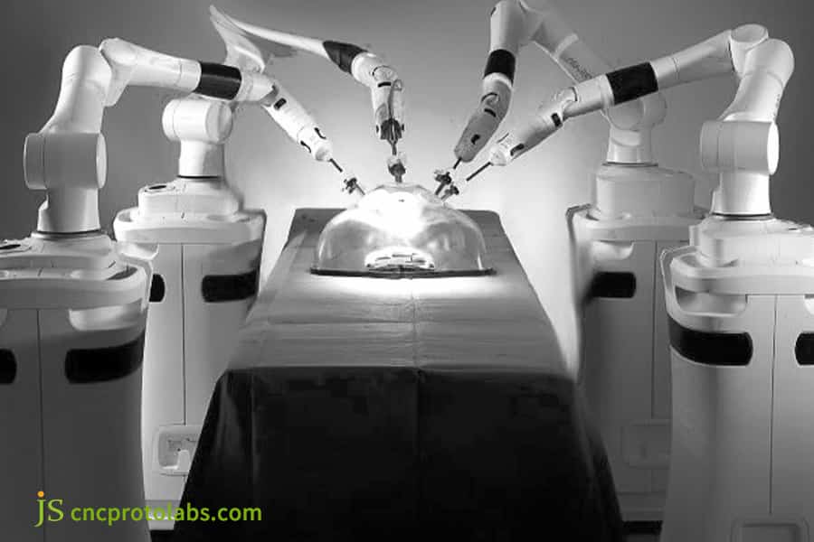 厳しい公差加工のための 4 つのロボット アーム