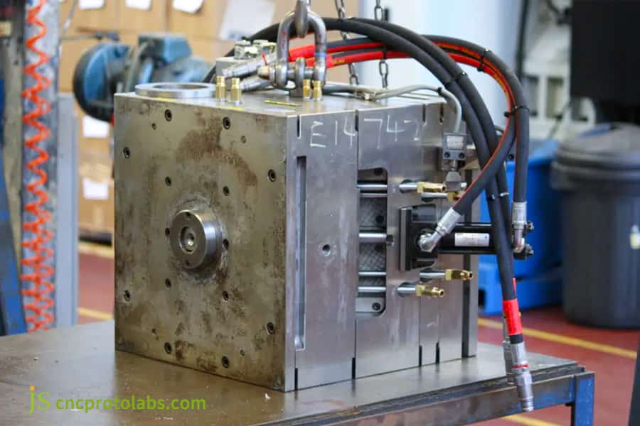 OEM injection molding service​ DFM optimization