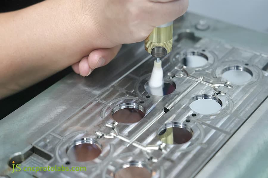 Optical clarity injection needs smooth finish