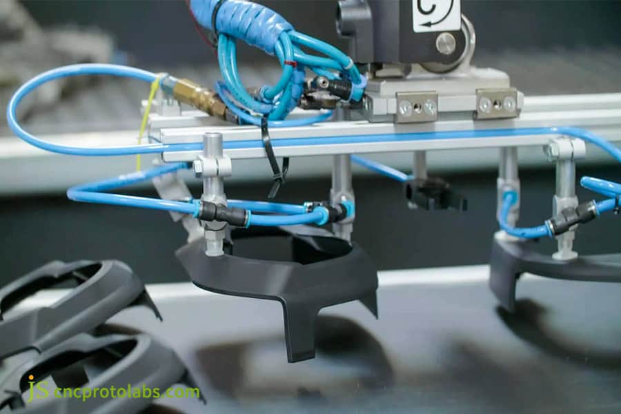 Choose a reliable injection molding​ partner